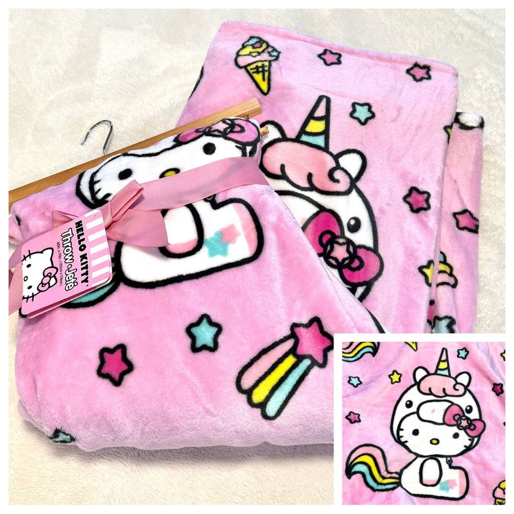 NWT Unicorn Hello Kitty Plush Throw Blanket